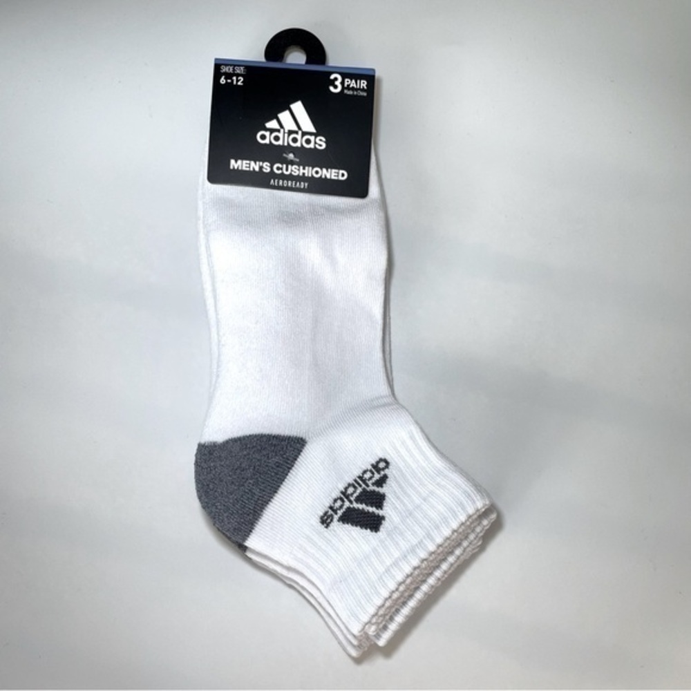 Adidas men’s quarter socks 3 pairs size 6-12 white gray